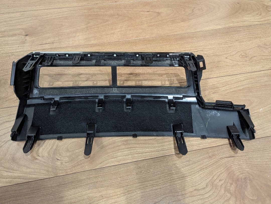 トヨタ プリウスα インテリアパネル G’s 後期用　インパネ　オマケ付