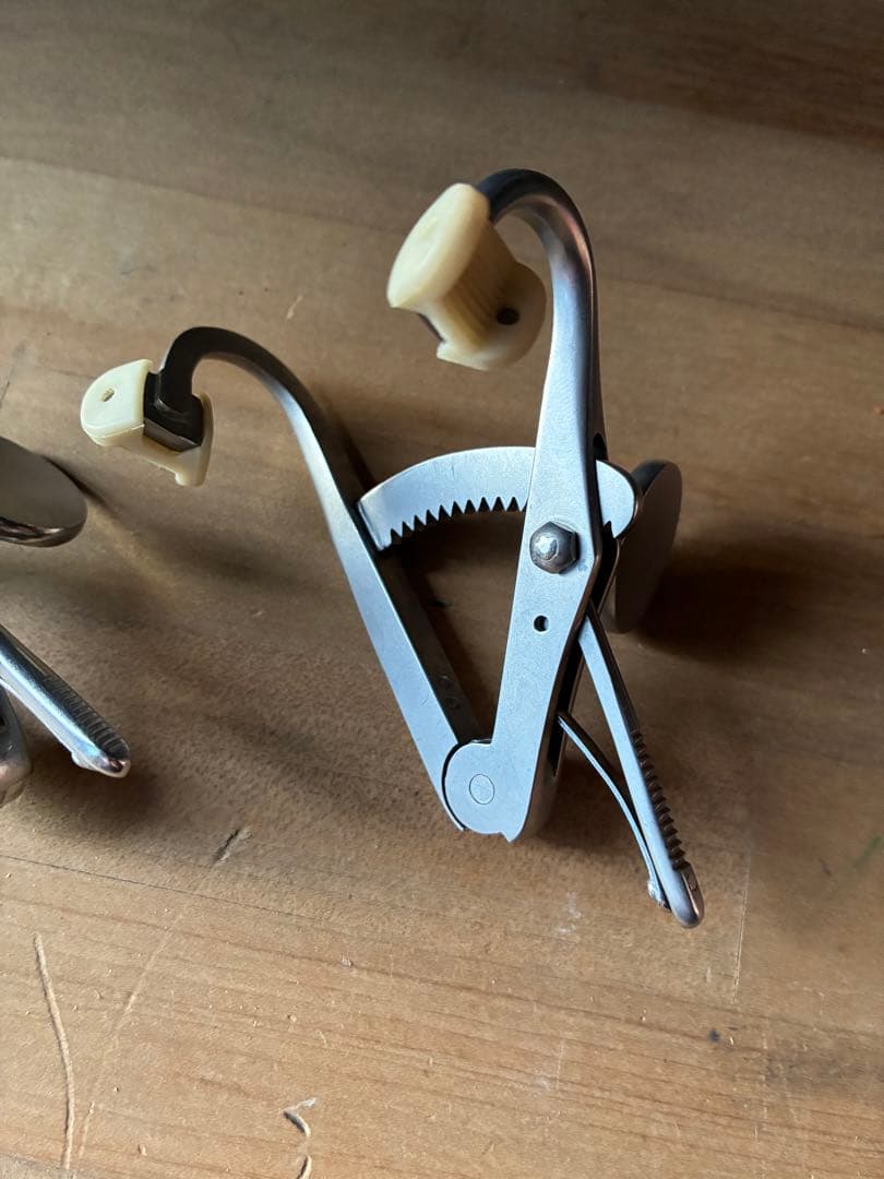 万能開口器　歯科