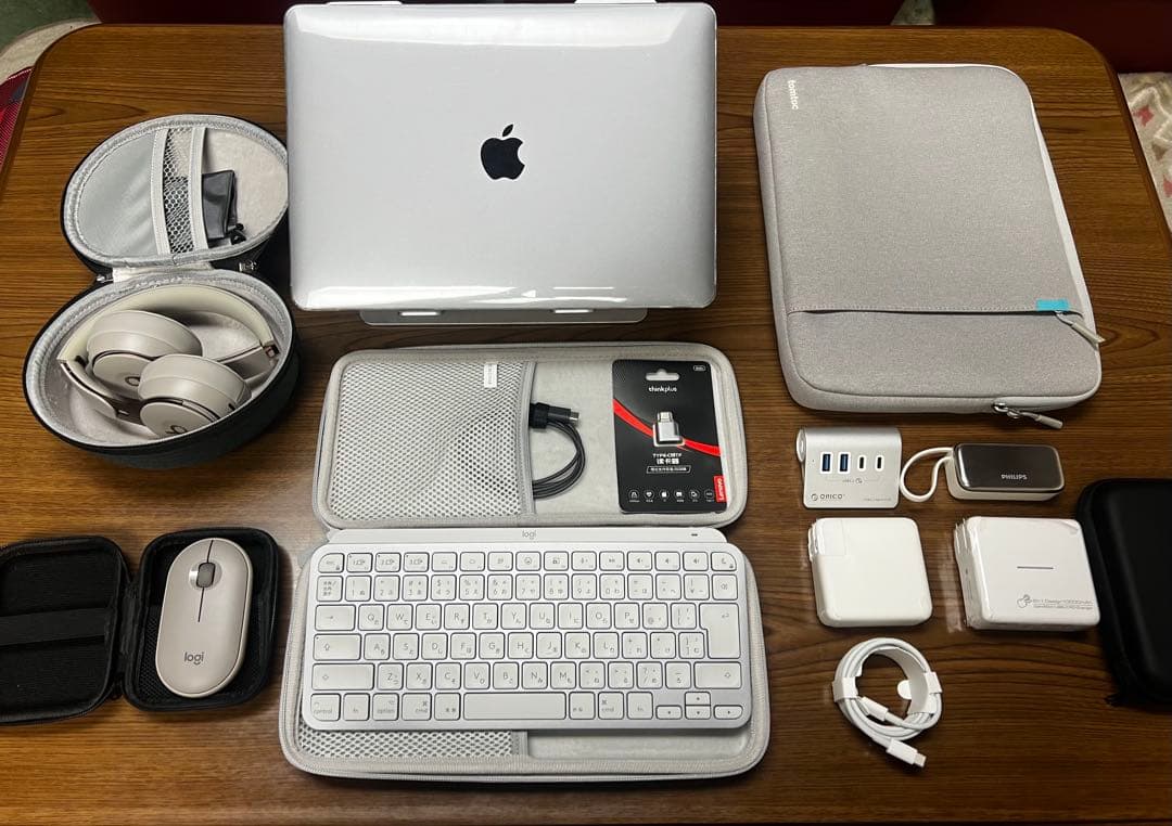 MacBook Pro M1 ほぼ未使用98%とキーボードなどの15点セット