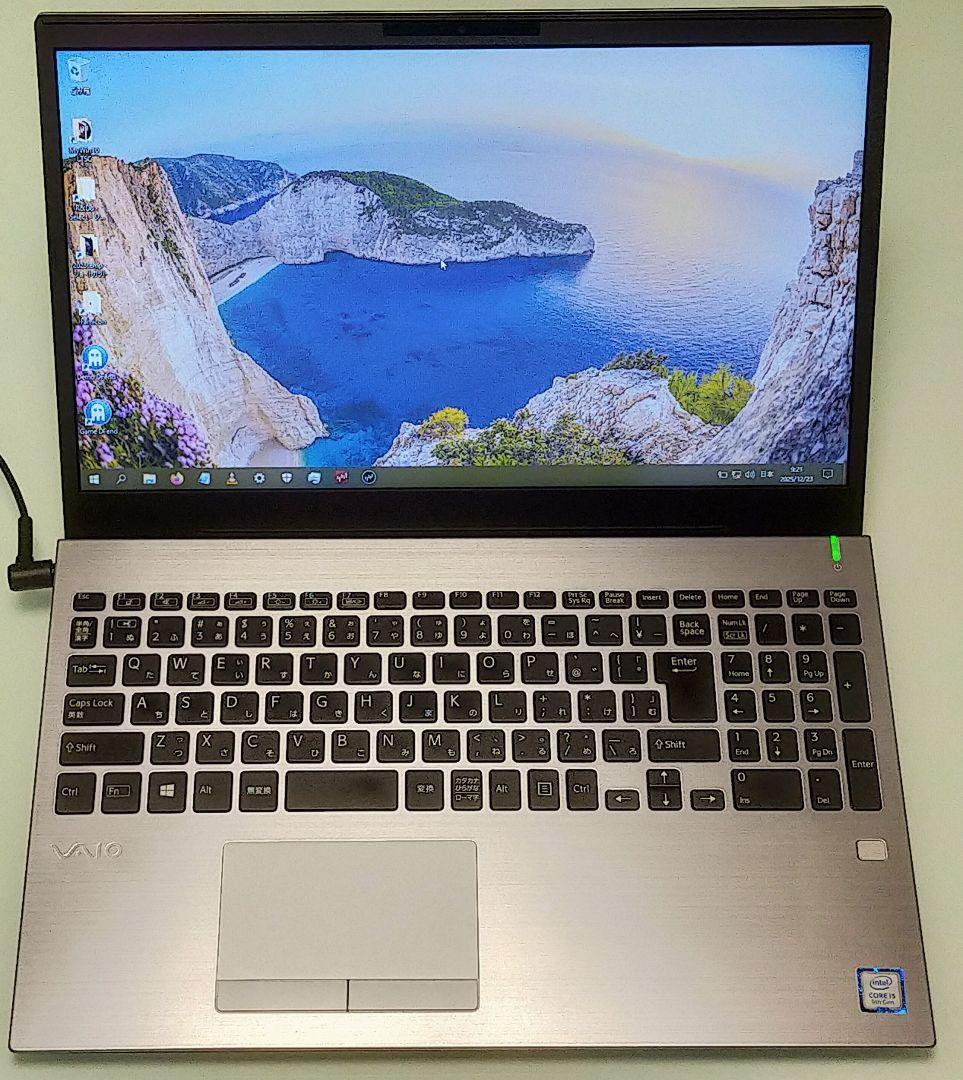 美品中古のVAIO Pro PH15.5インチ第9世代i5デスクノート