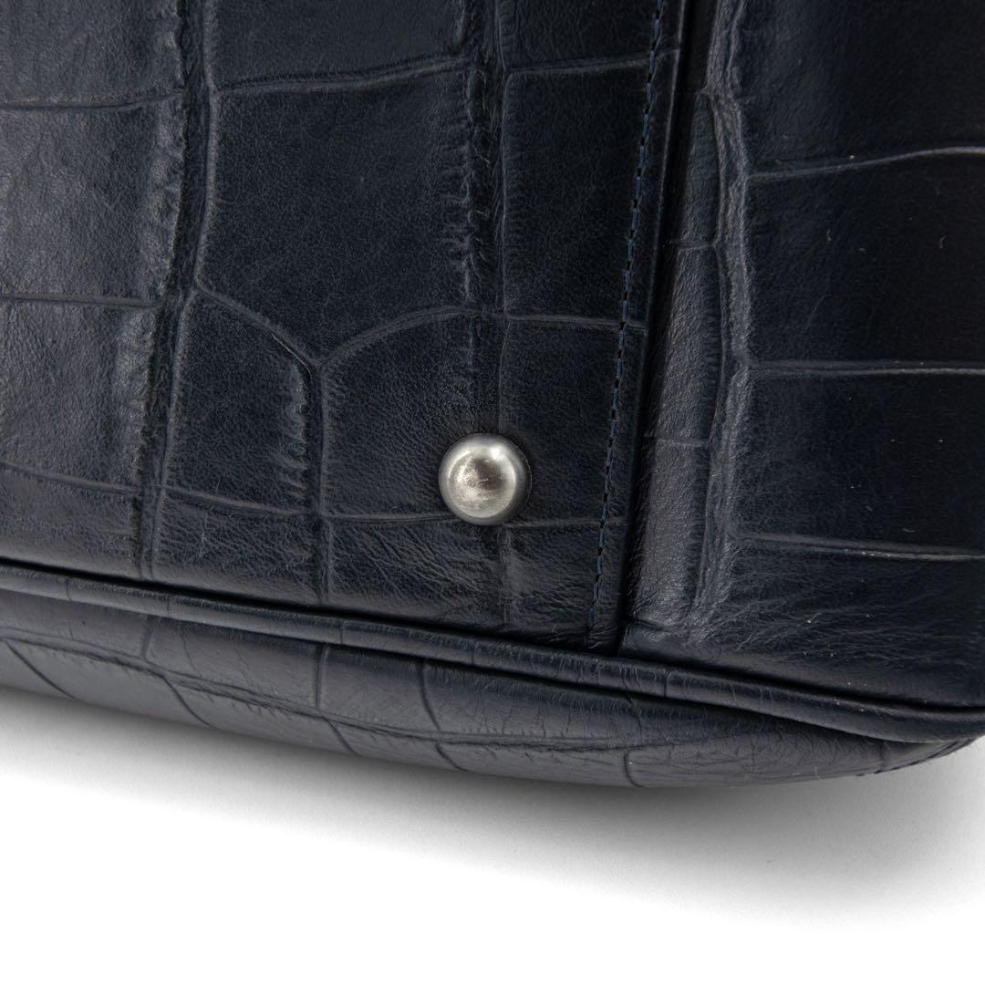 A092【美品】ペッレモルビダ／メイデンヴォヤージュ　トートバッグ　クロコ型押し