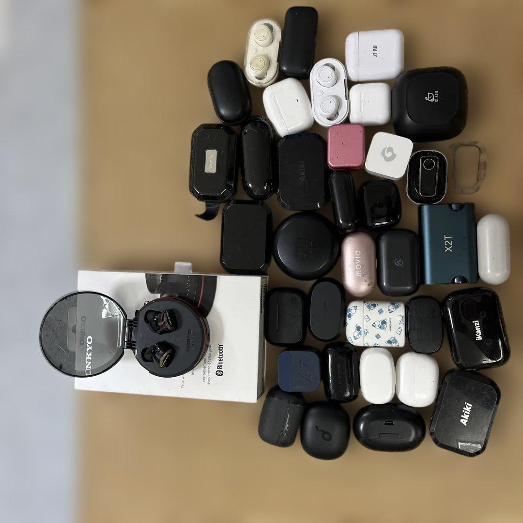 ワイヤレスイヤホンJBL SONY SOUND CORE ONKYO 他。