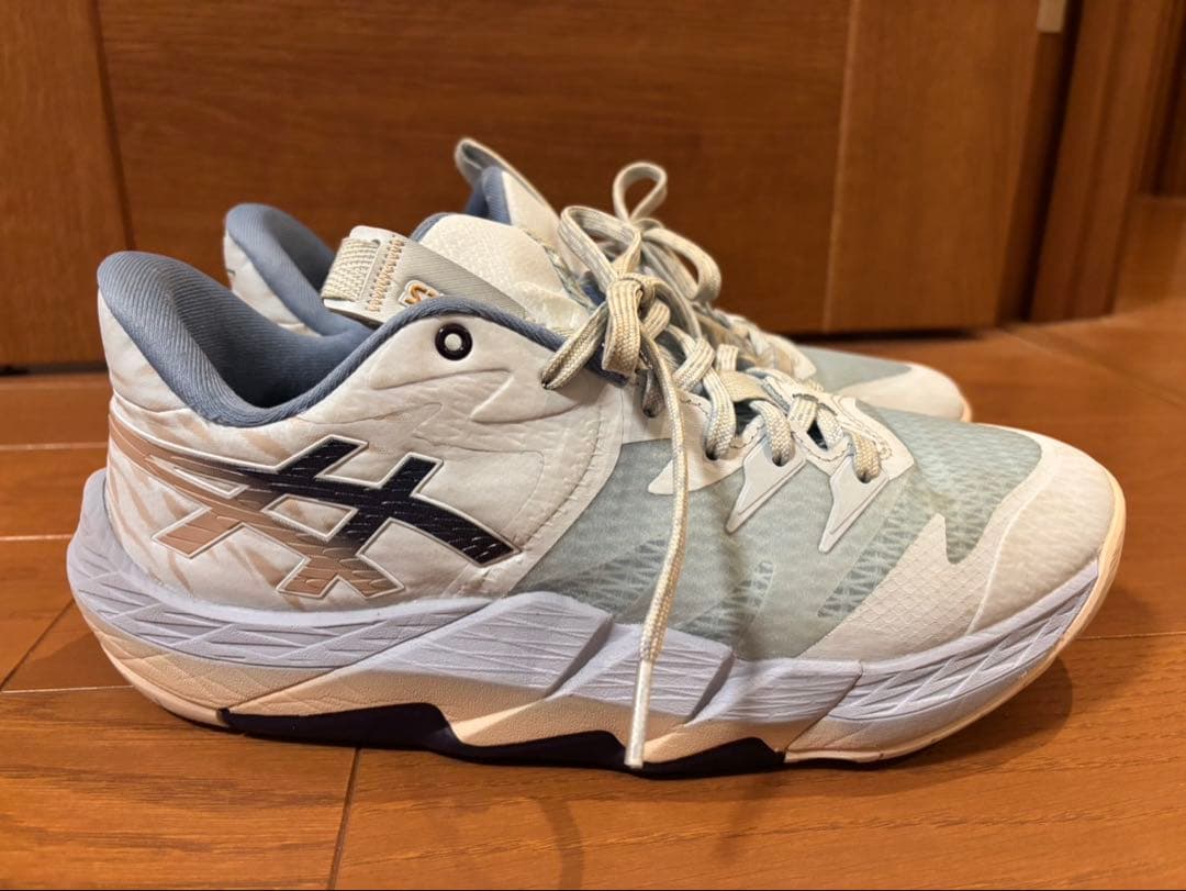 asics バスケットボールシューズ
