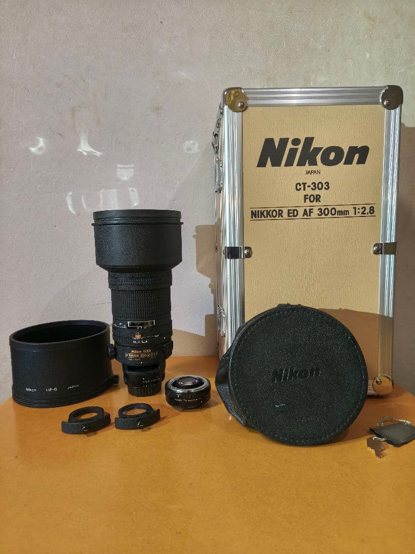最終価格　Nikon ED AF NIKKOR 300mm F2.8　単焦点