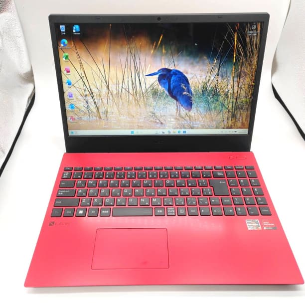 Ryzen7-5700U 16GB SSD512GB バッテリ◎ フルHD 15