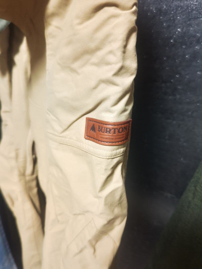 BURTON フード付きジャケットとパンツセット