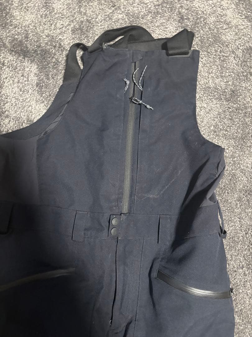 Burton スノーボードウェアセット ブラック　上Lサイズ　パンツMサイズ