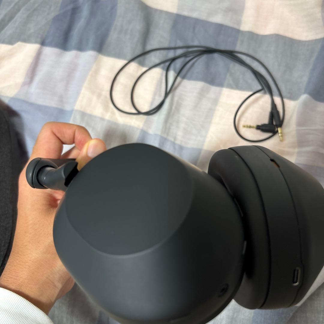 【美品】　SONY ワイヤレスヘッドホン WH-1000XM5 ブラック