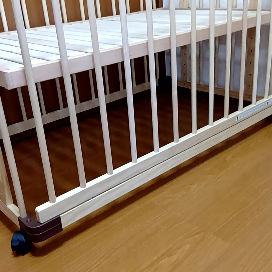 farska　ファルスカ　ベッドサイドベッド03　安全ベルト・取扱説明書付き