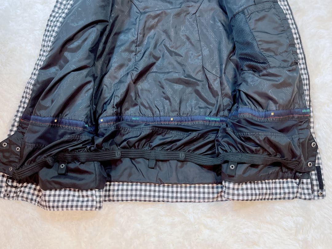 ばろん　美品BURTONスノーボードウェアLサイズ　ブラックウォッチ柄