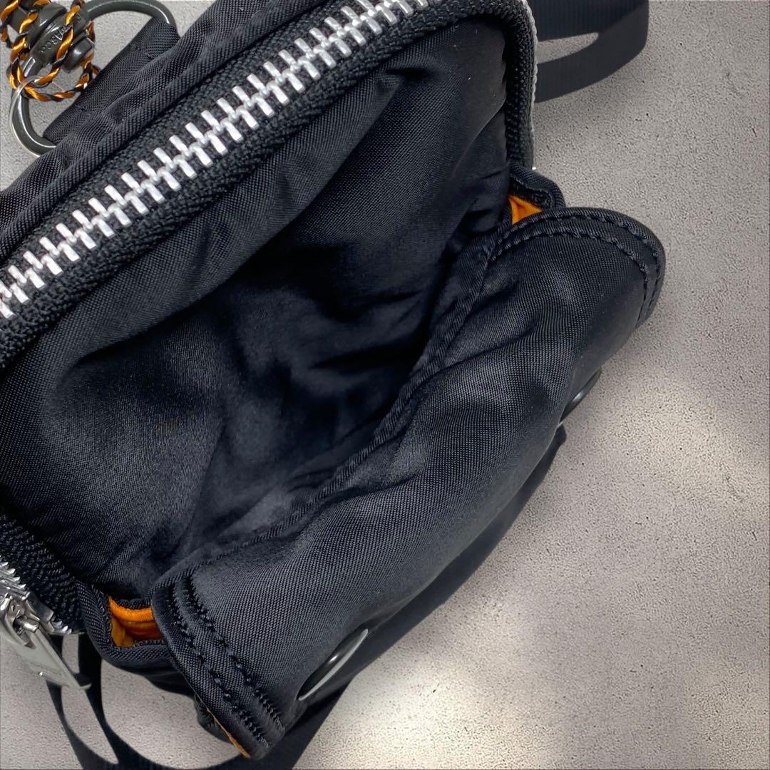 新品 PORTER タンカー モバイルポーチ ポーターブラック ポーチ 黒