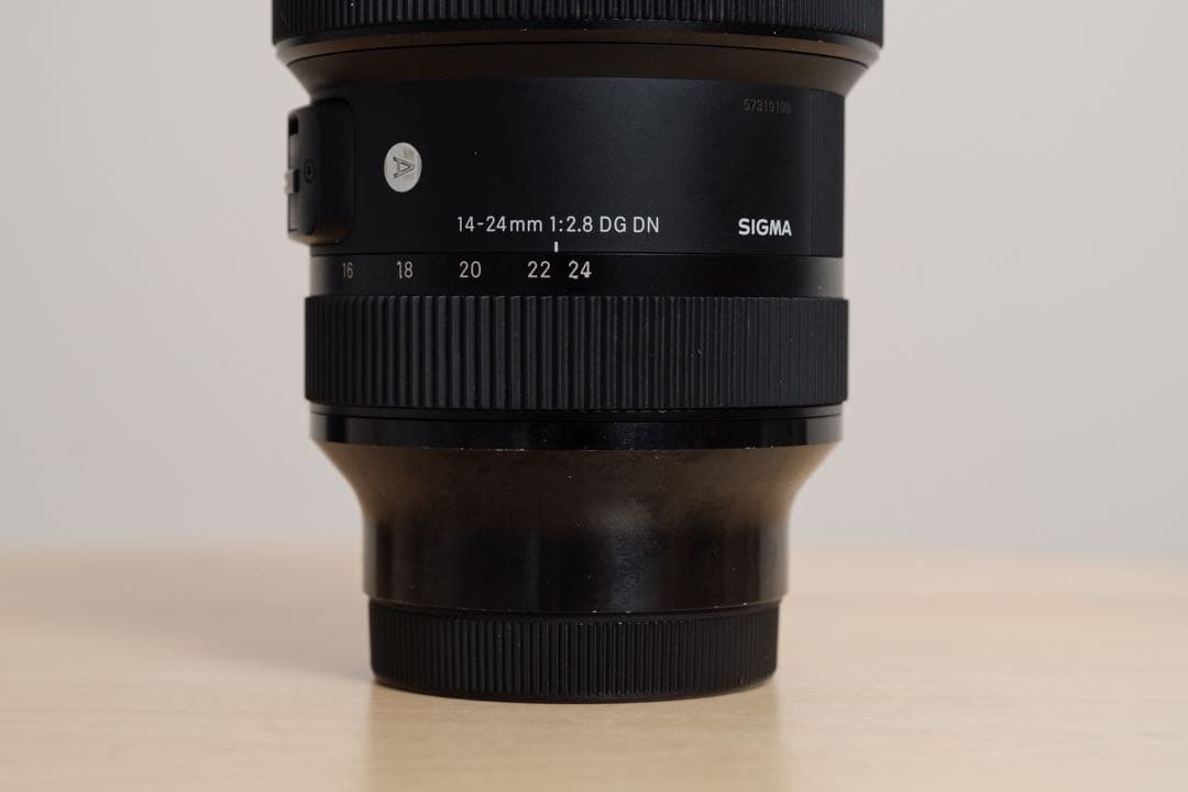 SIGMA 14-24mm F2.8 DG DN ズームレンズ