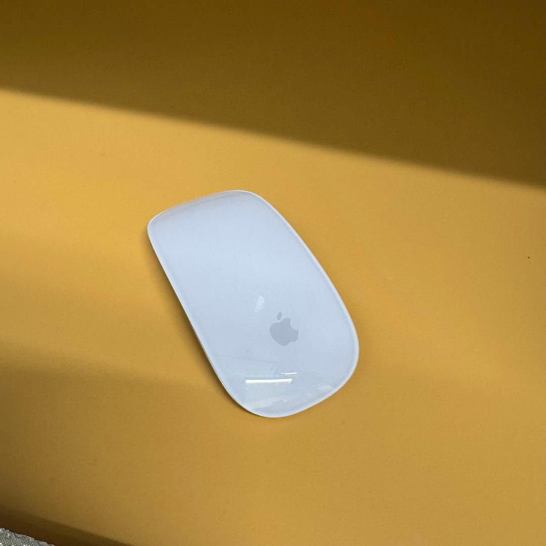 MacBook Air Apple純正Magic Mouse付き