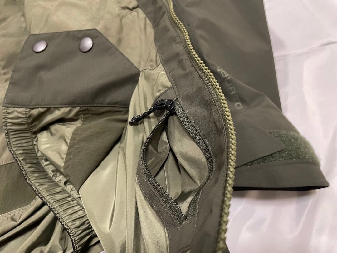 バートン AK GORE-TEX 2L BOOM JACKET S