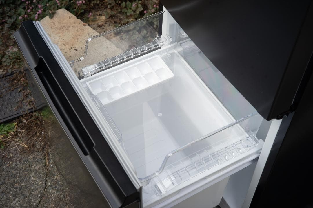 送料込み 2025年製 SHARP 2ドア冷蔵庫 SJ-D15P-H