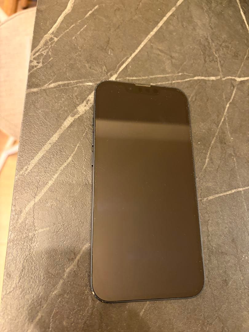 iPhone 13ブラック 本体 　SIMフリー