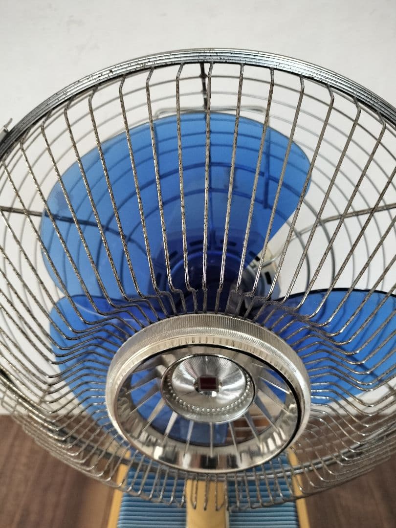 青い3枚ファンの扇風機　昭和レトロアンティークSHARPシャープPJ-303SF