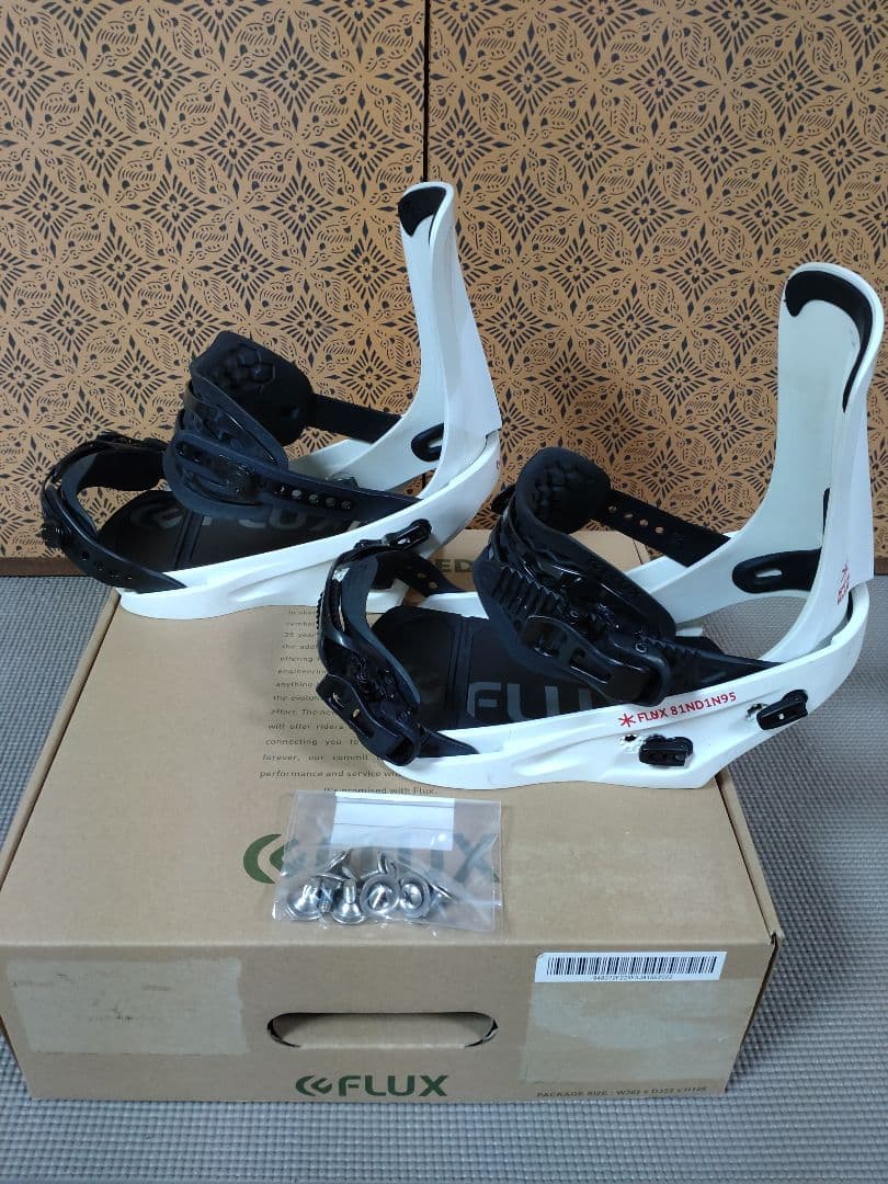 17-18 FLUX XF Sサイズ フラックス ビンディング
