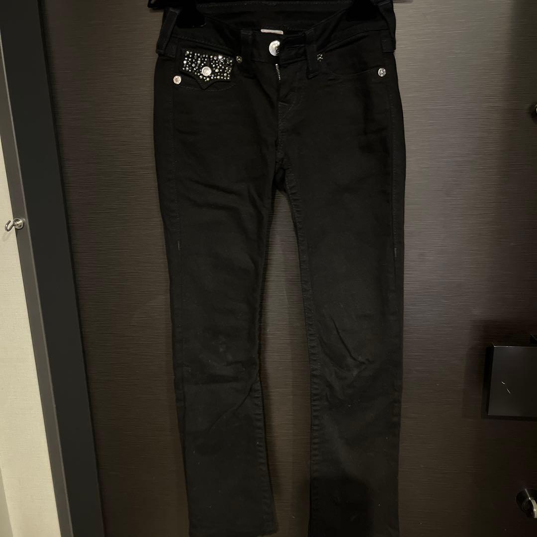 ビジュー付きブラックデニムパンツ　24