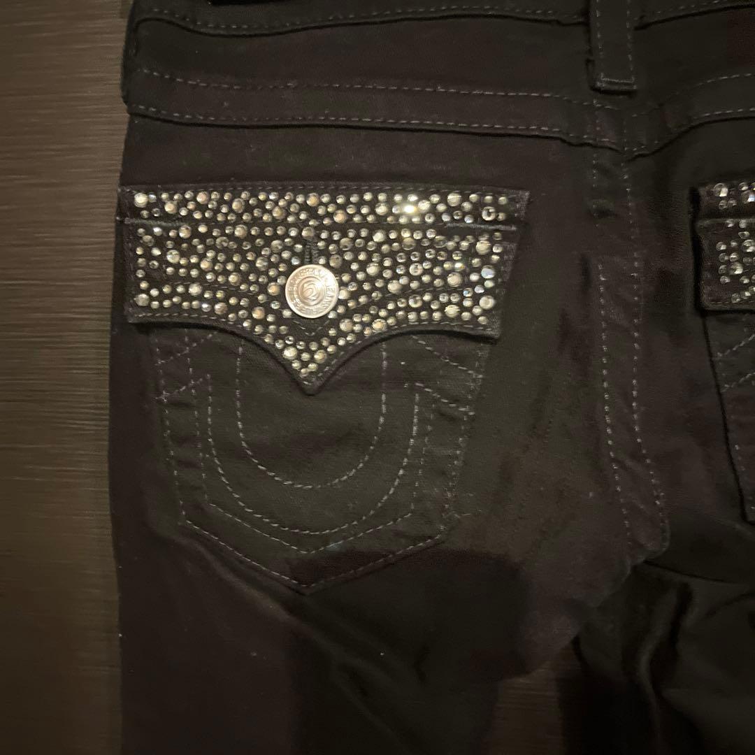 ビジュー付きブラックデニムパンツ　24