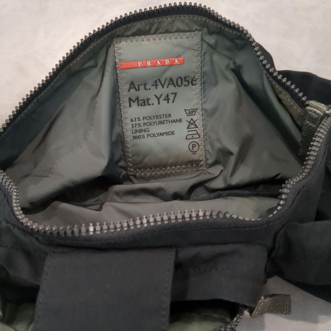 プラダスポーツ　ボディバック