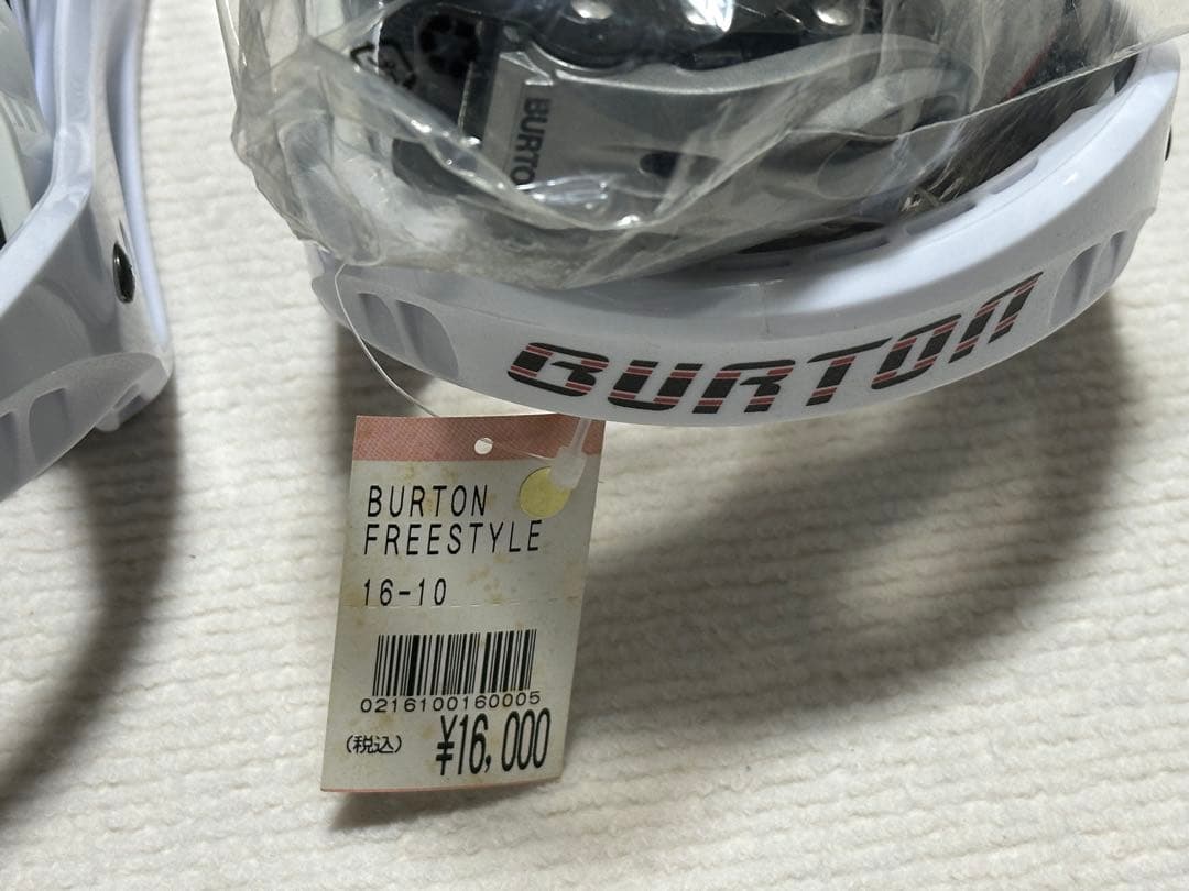 【未使用】BURTON バートン ビンディング Freestyle Mサイズ