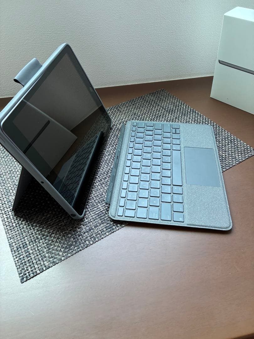 LOGICOOL COMBO TOUCH iPadキーボード付きカバー　美品