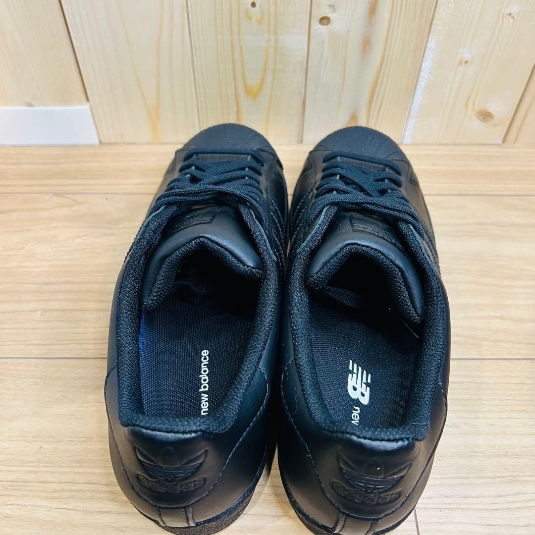 未使用級 adidas SUPERSTAR コアブラック EG4957 28.5