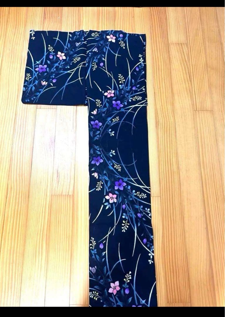 黒地花柄浴衣 大丸梅田