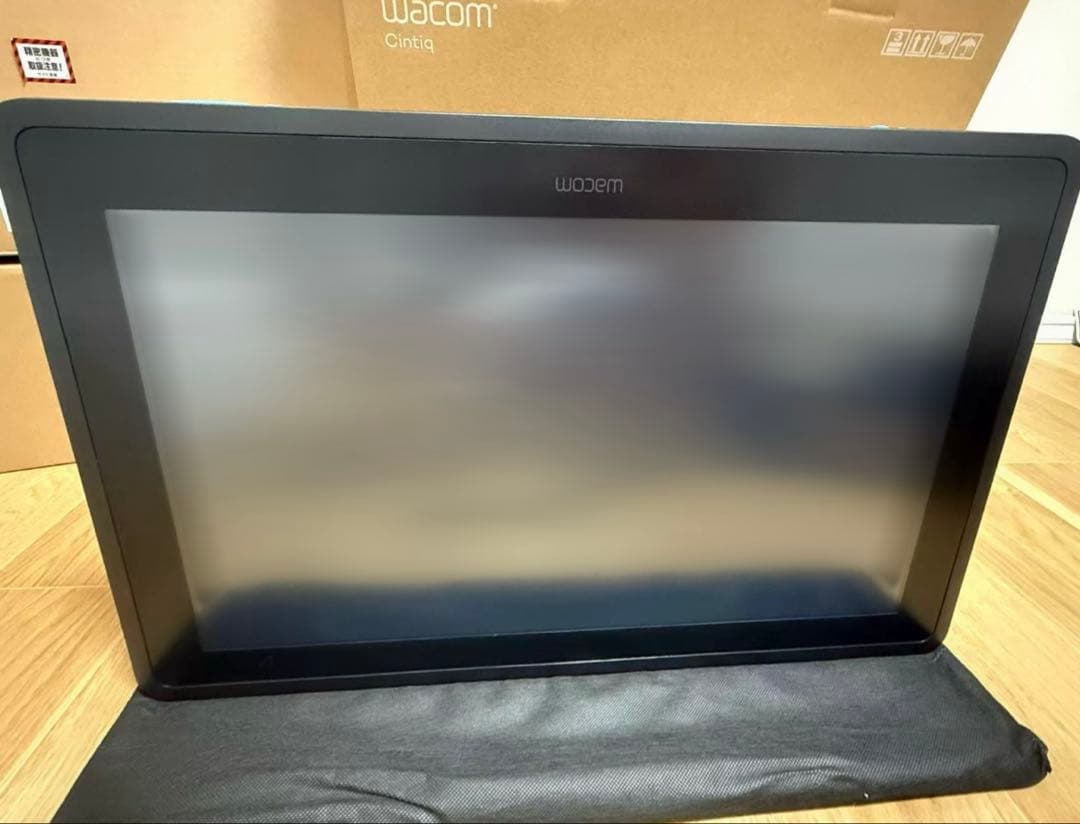ワコム液晶ペンタブレットWacomCintiq22 21.5型
