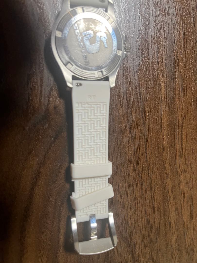 美品！！ティソ　シースター1000　36mmクォーツ　白　デイト表示　替えベルト