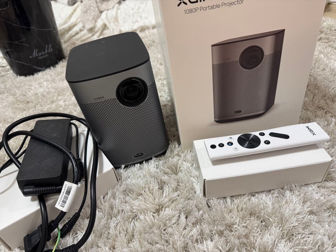 XGIMI 1080Pポータブルプロジェクター本体