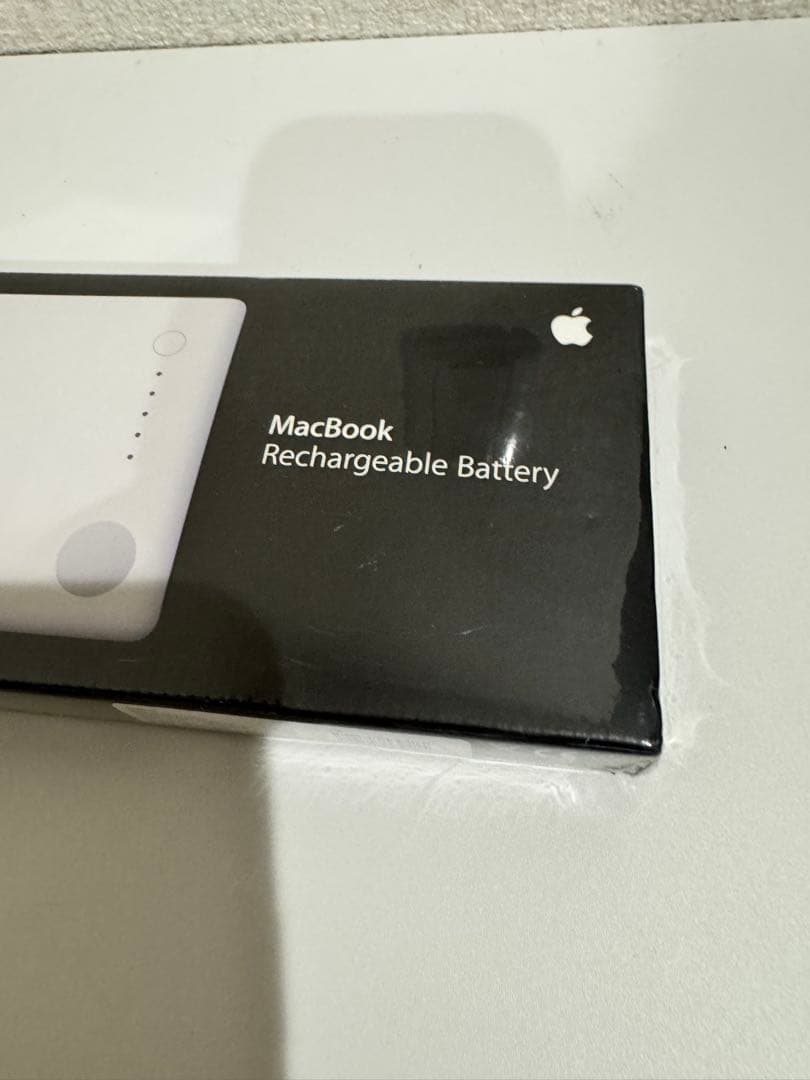 13inch macbook用 バッテリー　A1185 (MA561J/A)