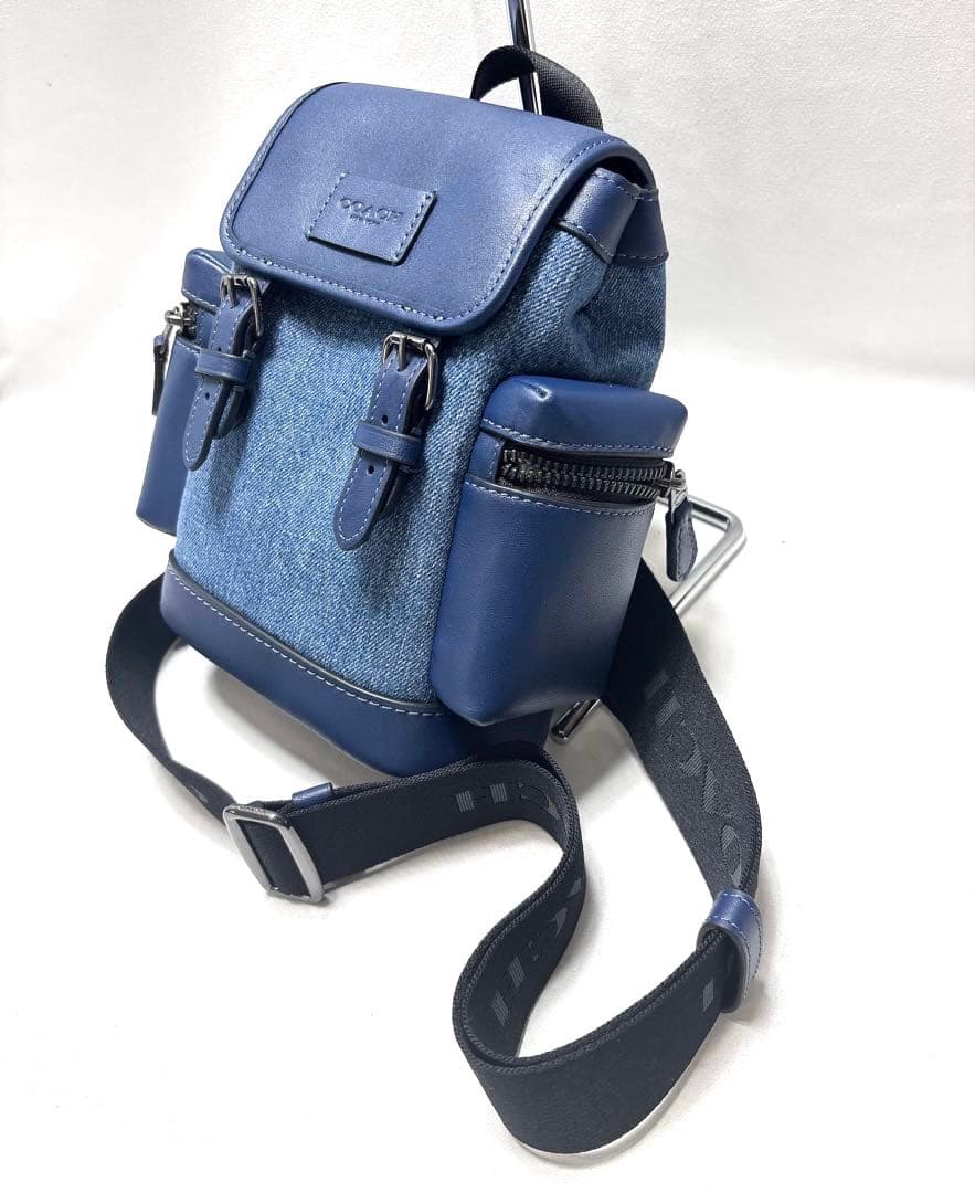 新品COACH コーチスプリントスリムバッグデニムリュックバッグ男女兼用