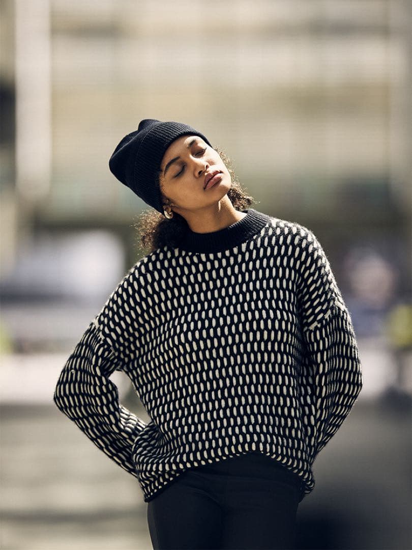 ウ*ー様 美品⁑セオリー　カシミヤ100% プレーテッドケーブルニット　ブラック