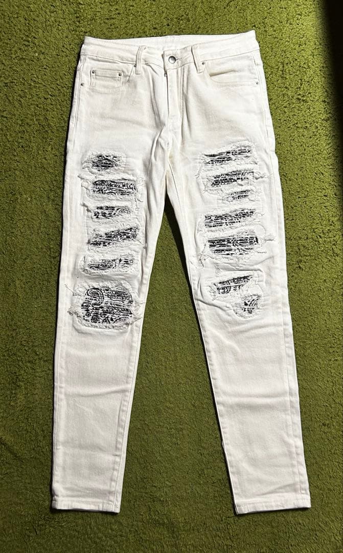 ホワイトダメージジーンズ即決Ok