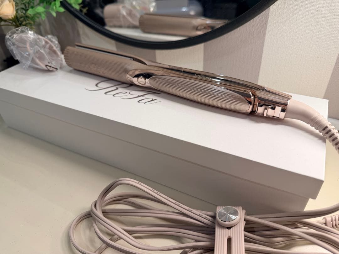 【チーズ】最新ReFa ストレートヘアアイロン シャンパングージュ　ピンク