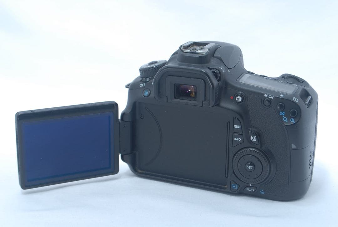 Canon EOS 60D✨新品級ショット数✨スマホ転送OK◇美品◇大人気モデル
