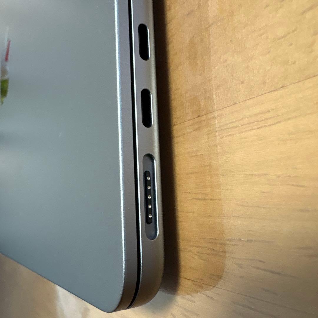 MacBook Air M2 8GB/256GB スペースグレイ