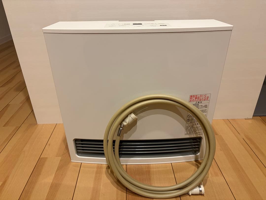 【ほぼ未使用】ノーリツ ガスファンヒーター 2024年製 都市ガス ガスホース付
