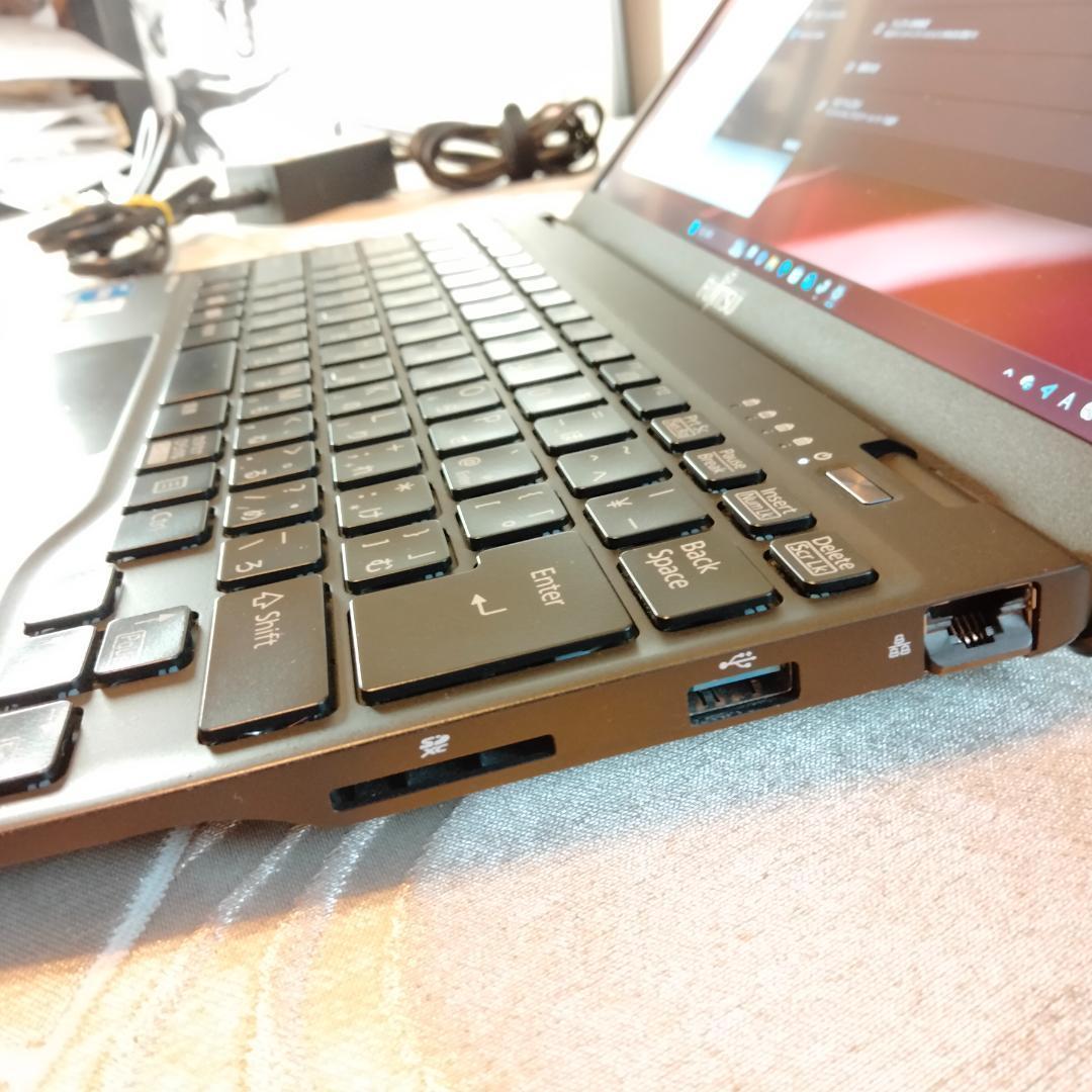 ■11世代 i5 ☆ 富士通☆13インチ 256G 1920x1080