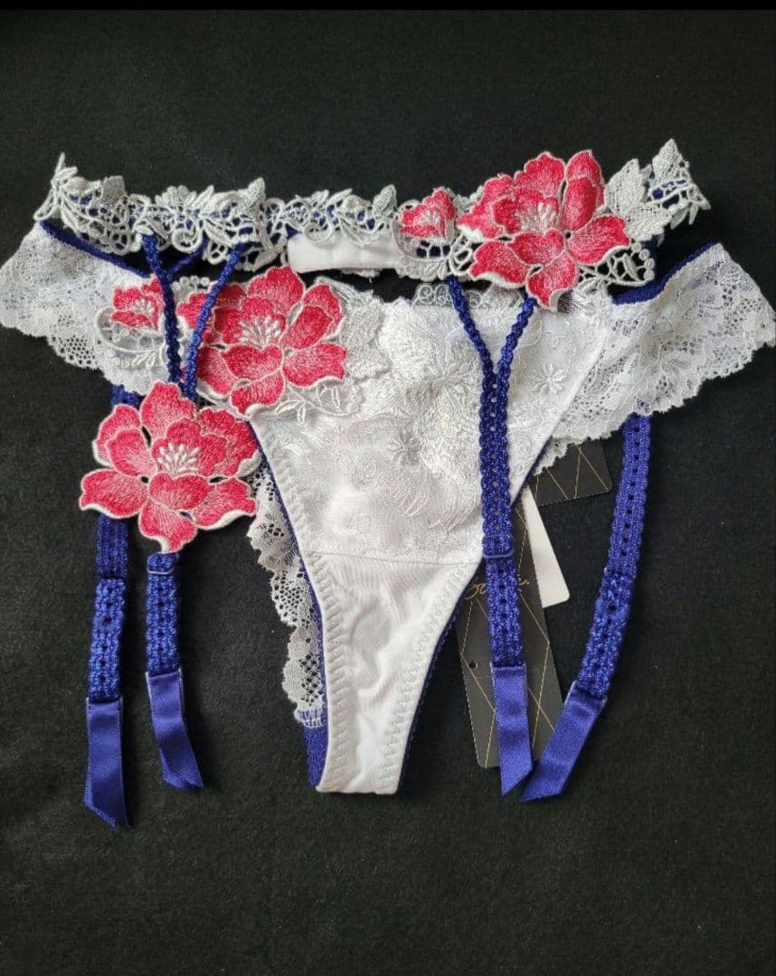 専用　サルート 新品 86 ホワイト WH ガーターM　ソングＬ タグ付フルタグ