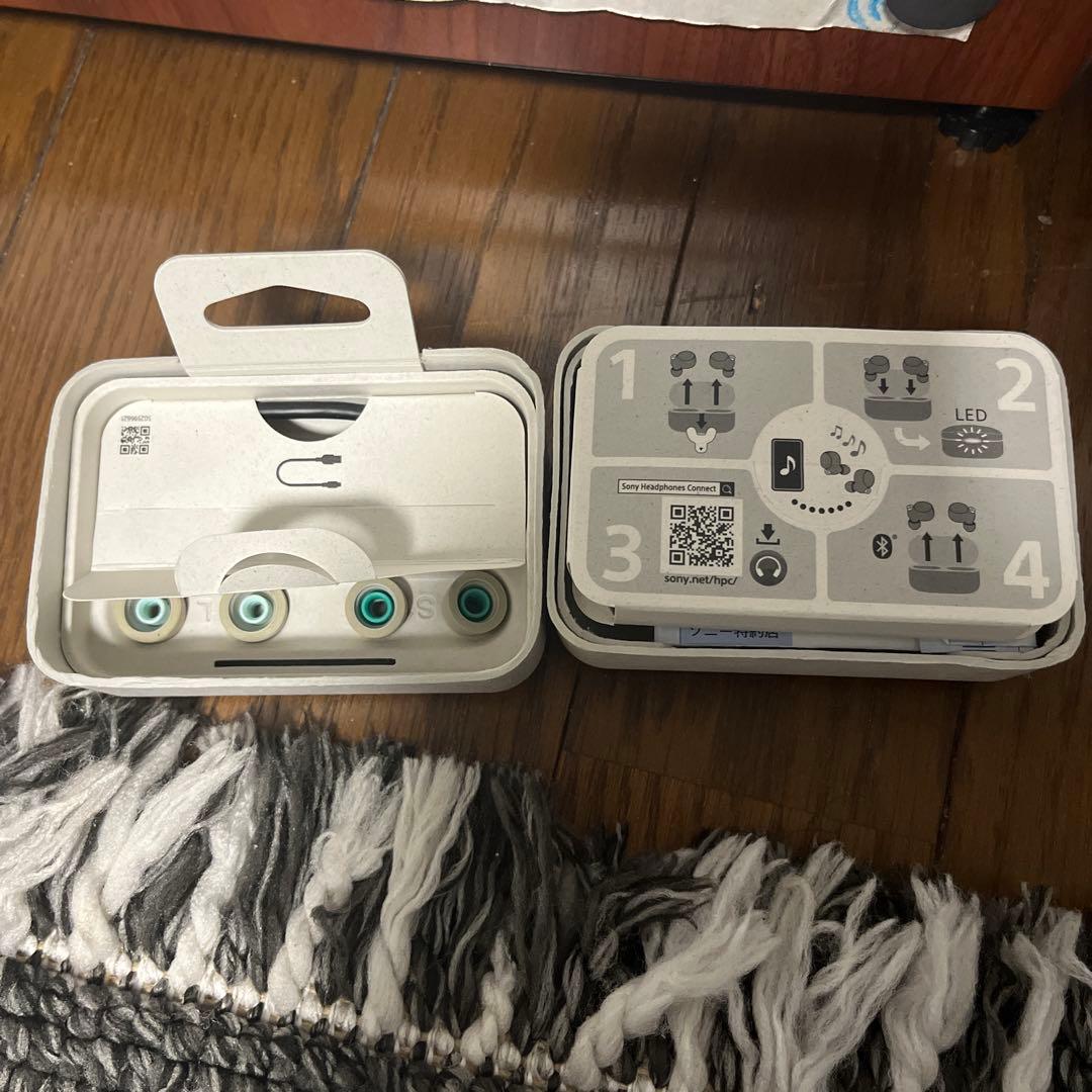 SONY イヤホン　WF-1000XM4