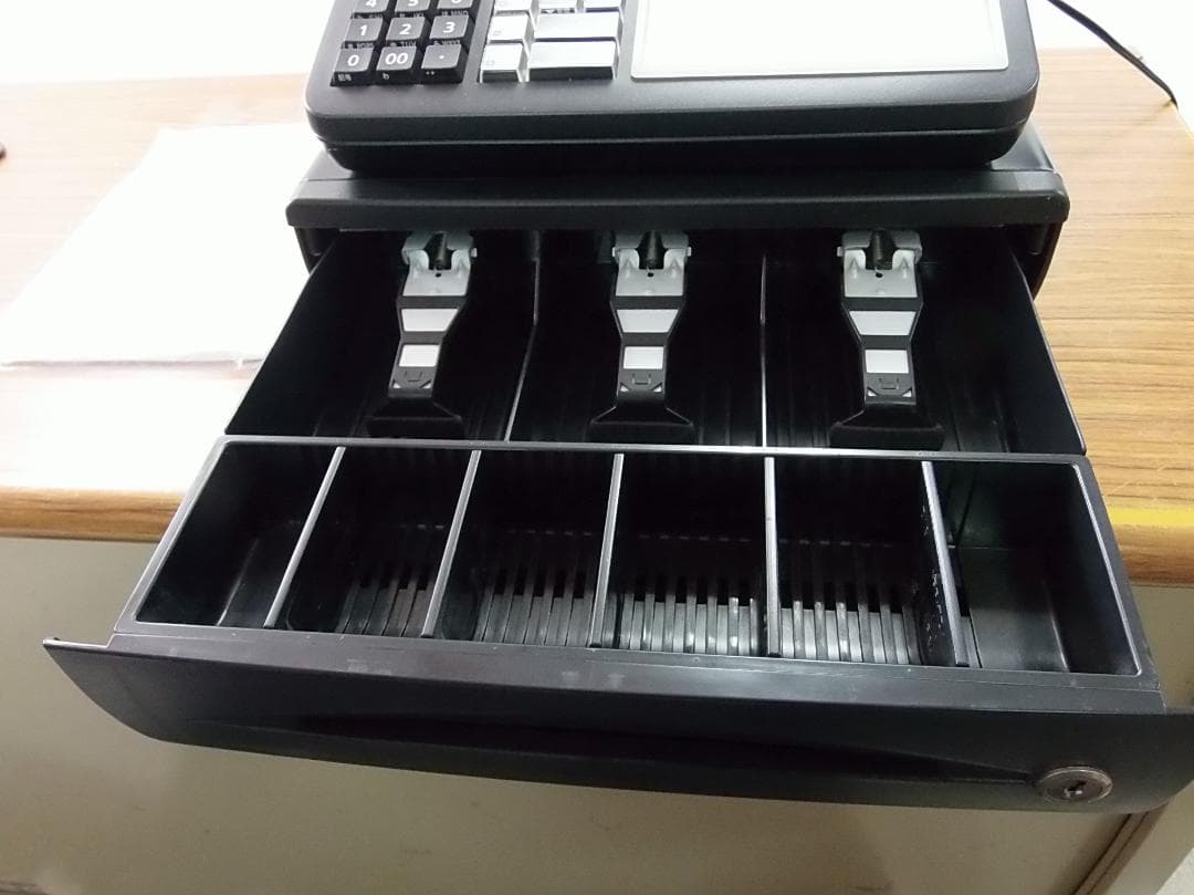 設定無料 飲食向　CASIO TK-400 レジスター 72タッチ　250823