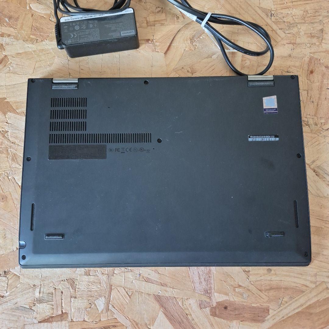 14インチ ノートPC Lenovo レノボ X1Yoga