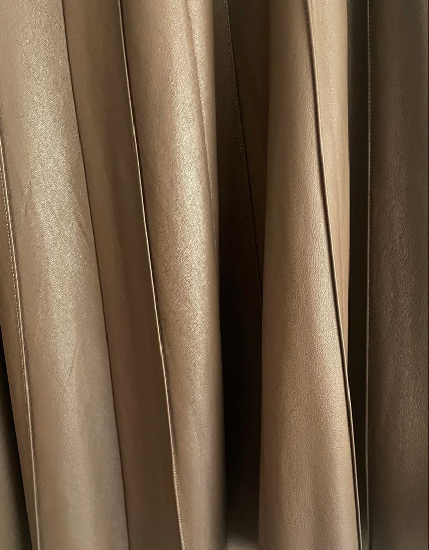 【美品】ebure 本革フレアスカート ベージュ36