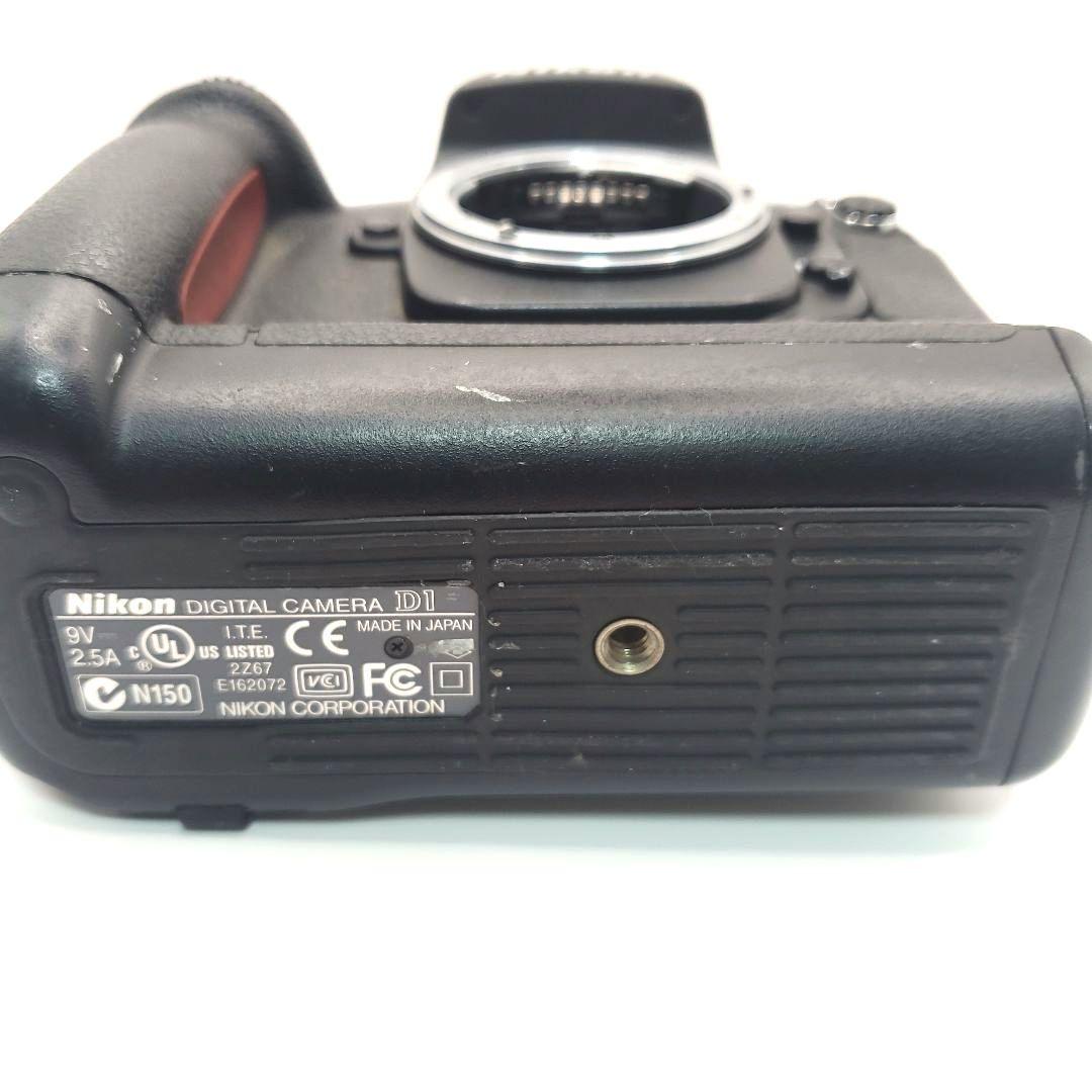 Nikon D1 デジタル一眼レフ 本体 バッテリーなし 動作未確認