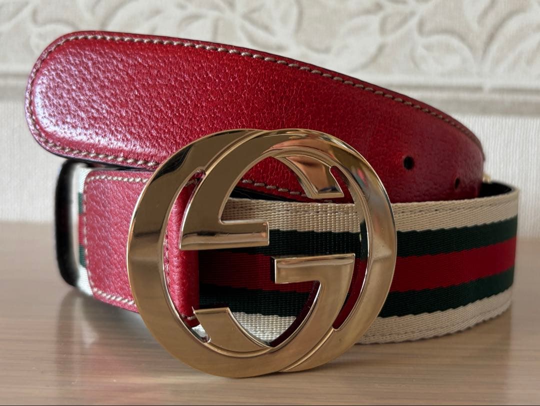 GUCCI 赤 レザー ベルト GGロゴ　ゴールド