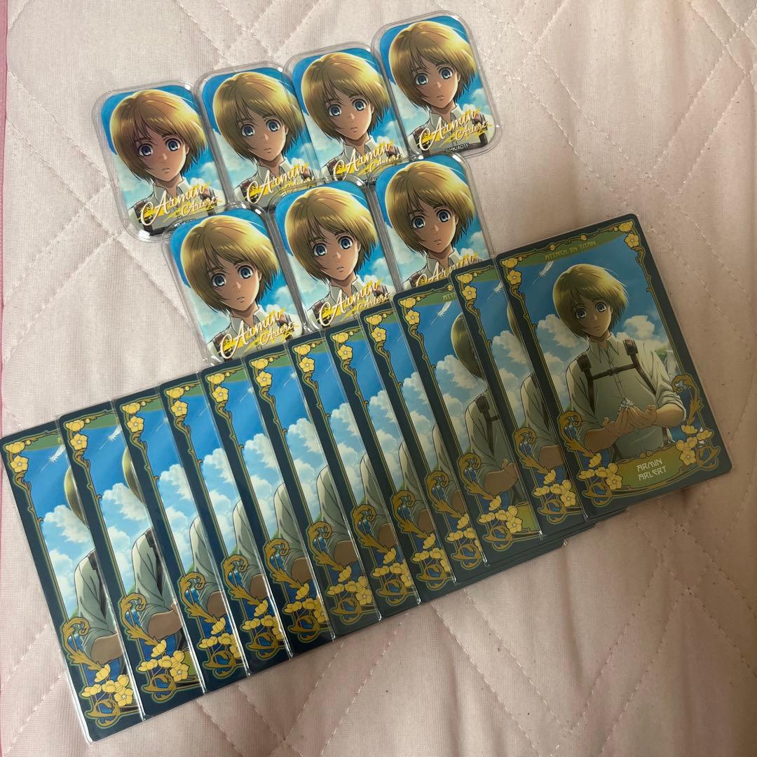 進撃の巨人 アルミン まるかく缶バッチ アルカナカード