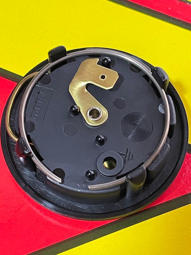 momo DRIFTING ステアリング　φ35 ディープコーン